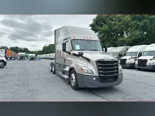 2023 Freightliner Cascadia 126