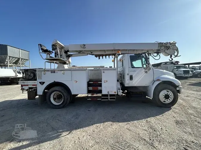 2013 ALTEC DM47BTR