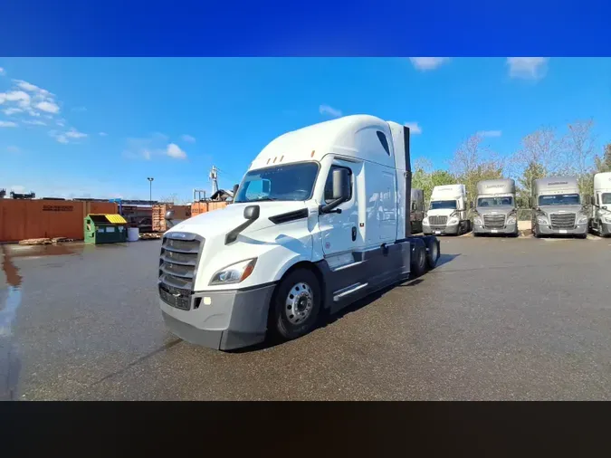 2023 Freightliner Cascadia 126