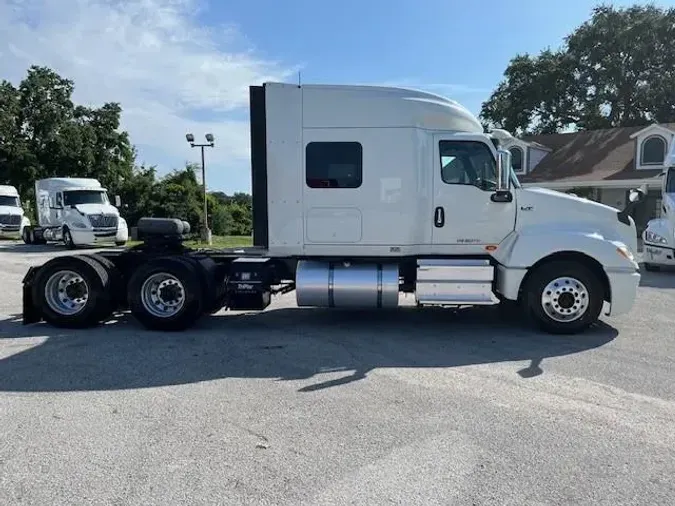2021 International LT625