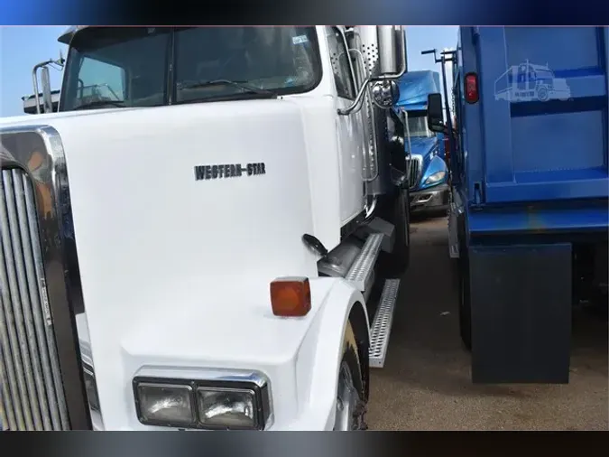 2007 WESTERN STAR 4900