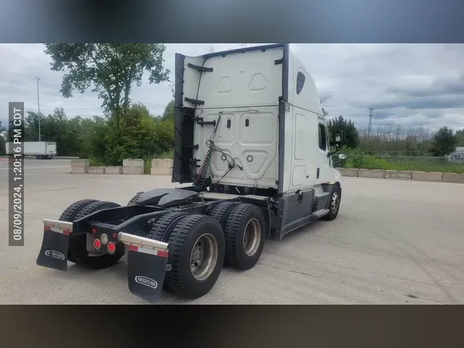 2021 Freightliner Cascadia