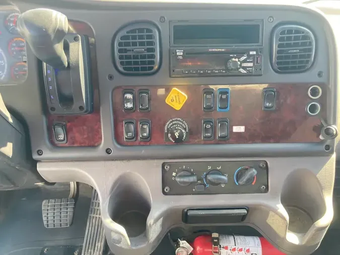 2019 FREIGHTLINER/MERCEDES M2 106