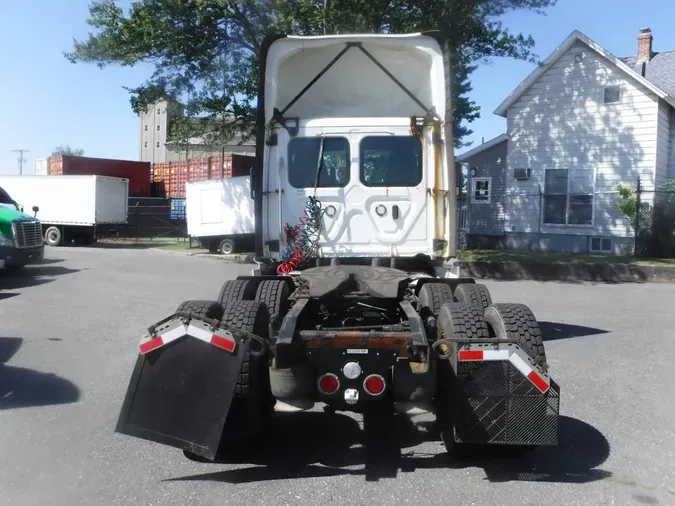 2019 FREIGHTLINER/MERCEDES CASCADIA 125