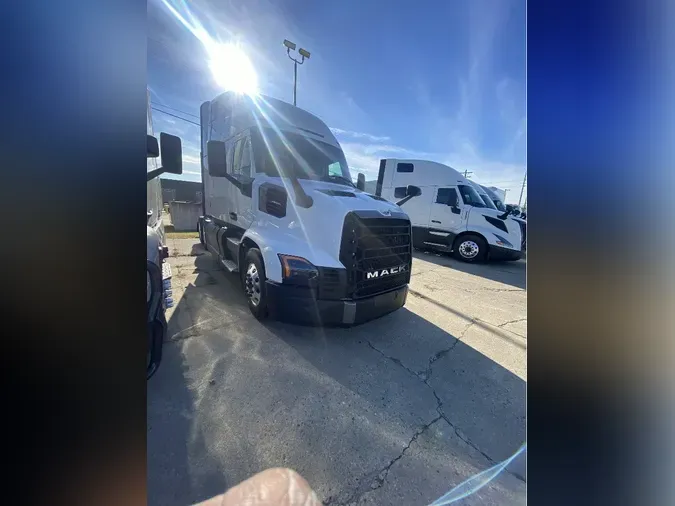 2026 MACK Pioneer80d450d630c63e204c97c387762e5c7a