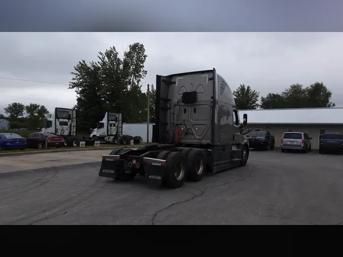 2021 Freightliner Cascadia