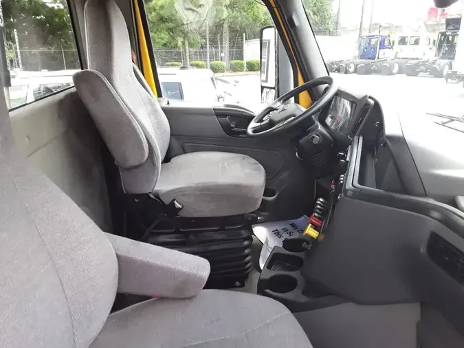 2020 NAVISTAR INTERNATIONAL LT625 DAYCAB T/A