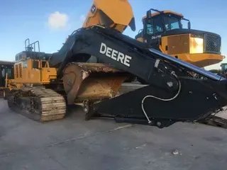 2020 John Deere 470G LC