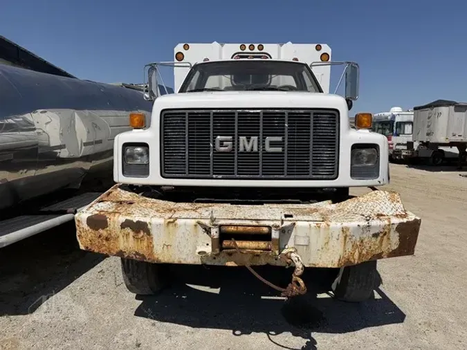 2002 GMC TOPKICK C6500