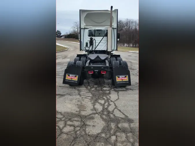2021 International LT625