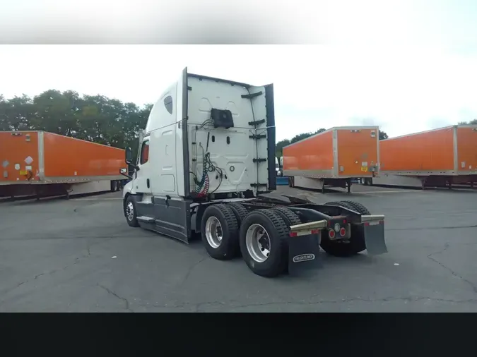 2023 Freightliner Cascadia 12680e7f3c25f5162ca52f68d5dca095e90