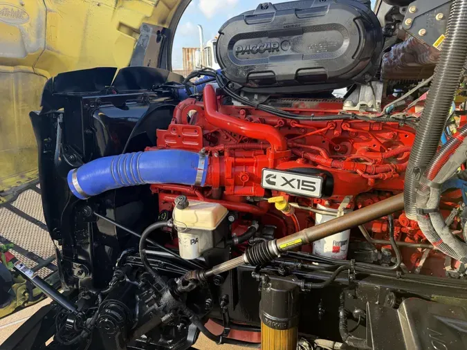 2023 Peterbilt 57980fb7ab210e4ecd878eb5f91fe5da4a4
