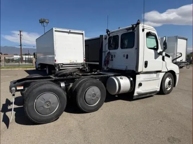 2019 Freightliner Cascadia8101e641b89720565ca0f262aa146389