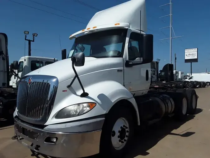 2018 NAVISTAR INTERNATIONAL RH613 DAYCAB T/A81033c13d777bf116eb6d9198ae4ac82