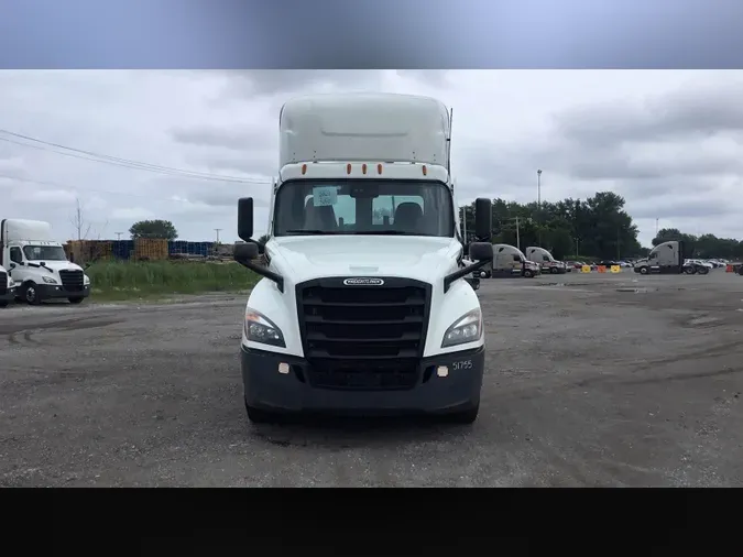 2021 Freightliner Cascadia 126810c6cc85893475ca073e450ee648657