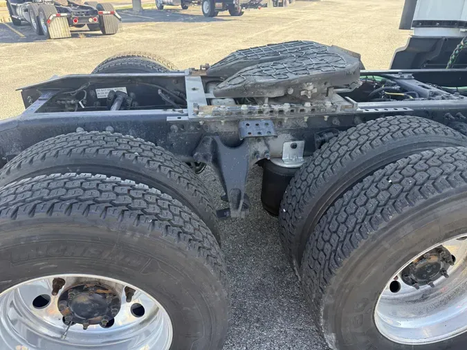 2022 International LT625810fb3cf865deb09aa40cbf889e93efa