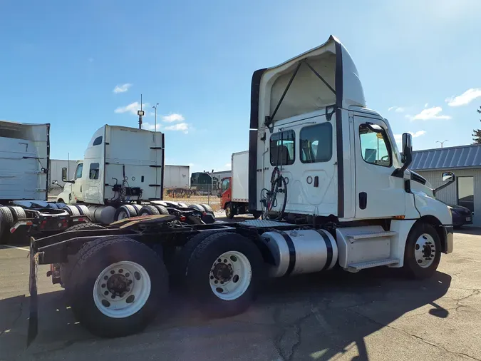 2020 FREIGHTLINER/MERCEDES NEW CASCADIA PX12664