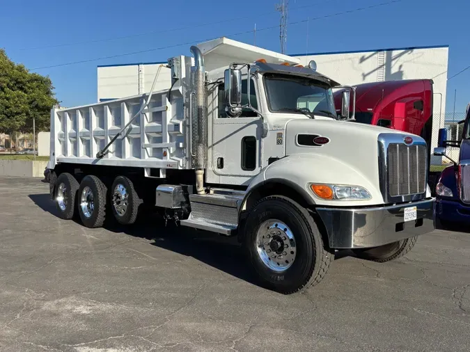 2020 Peterbilt 348