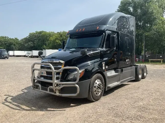 2020 Freightliner T12664ST