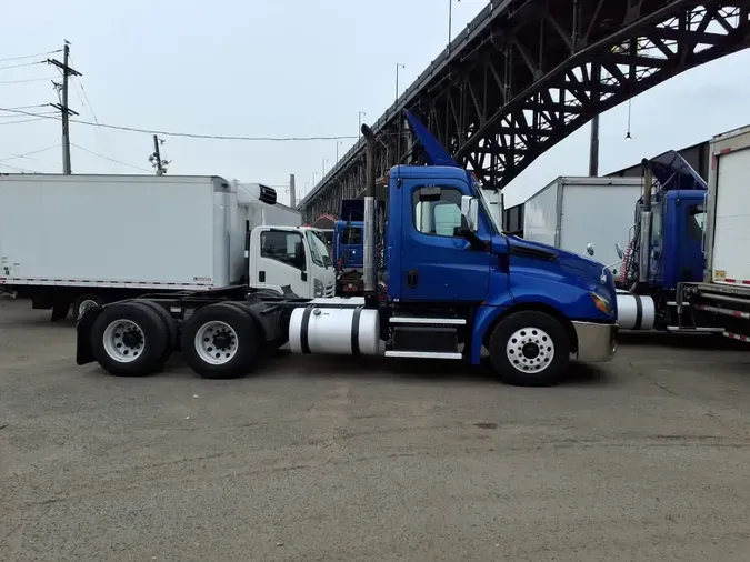 2019 FREIGHTLINER/MERCEDES NEW CASCADIA PX12664