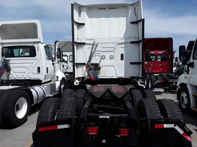 2020 NAVISTAR INTERNATIONAL LT625 SLPR CAB