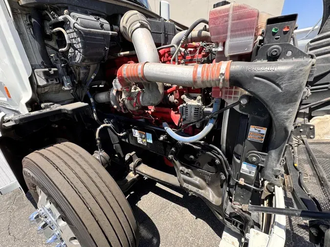 2022 Peterbilt 579811a5b2935b1beb843cfa10abe68fc50