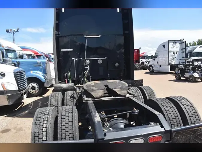 2021 KENWORTH T680