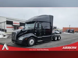 2021 VOLVO VNL64T760