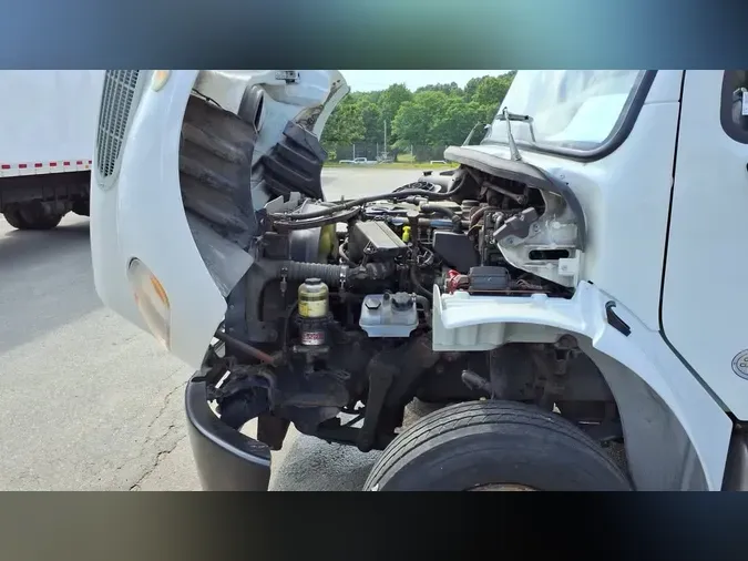 2018 FREIGHTLINER/MERCEDES M2 106