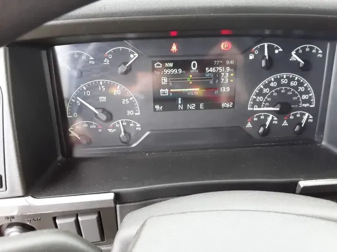 2020 VOLVO VNL64T-760
