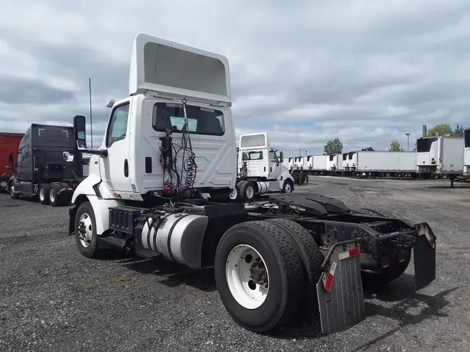 2019 NAVISTAR INTERNATIONAL RH613 DAYCAB S/A