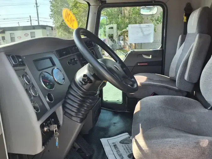 2020 KENWORTH TRUCKS T-370