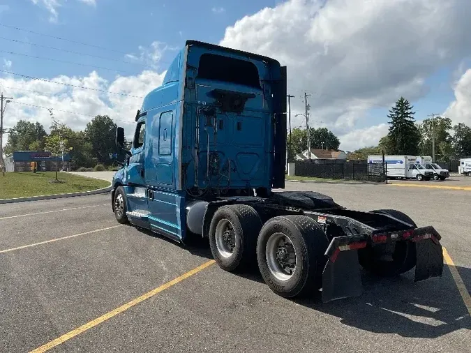 2020 Freightliner T12664ST