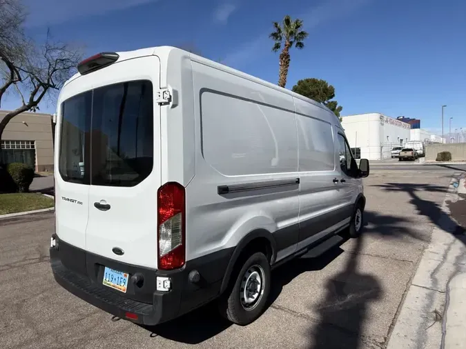 2019 FORD MOTOR COMPANY TRANSIT 250 MED ROOF