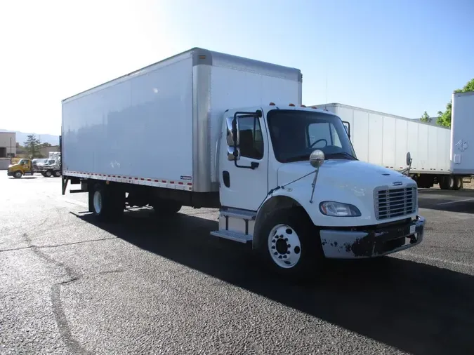 2018 FREIGHTLINER/MERCEDES M2 106
