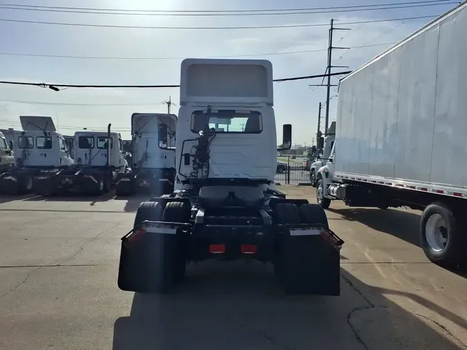 2019 NAVISTAR INTERNATIONAL RH613 DAYCAB S/A812e6412533d947595c0beea21e70abb