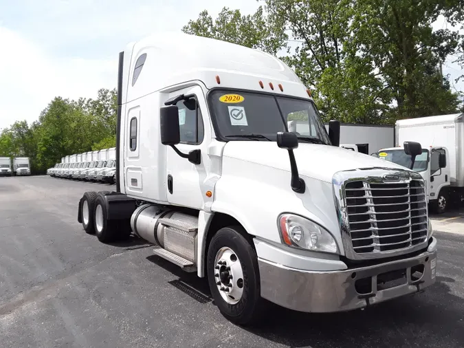 2020 FREIGHTLINER/MERCEDES CASCADIA 125