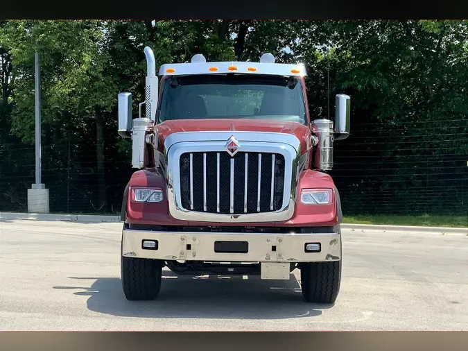 2025 INT HX520 6X4
