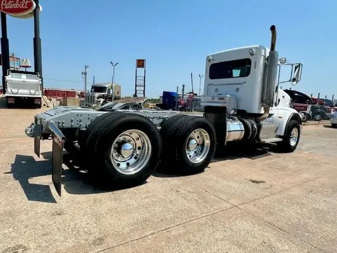 2012 Peterbilt 365