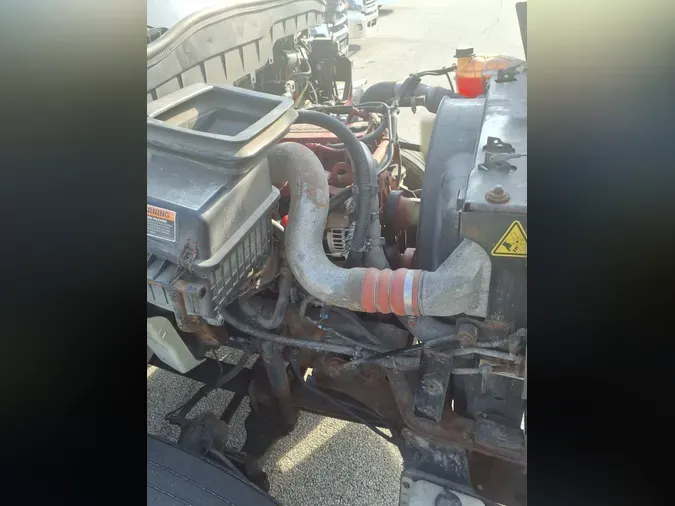 2020 NAVISTAR INTERNATIONAL MV607 (4X2)