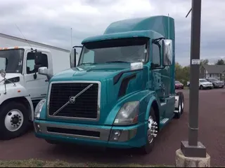 2016 Volvo VNL64T630