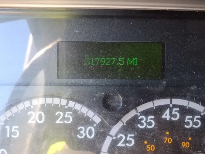 2020 FREIGHTLINER M2 106