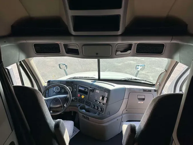 2019 FREIGHTLINER CASCADIA