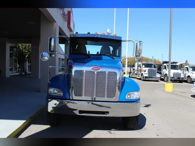 2021 Peterbilt 337