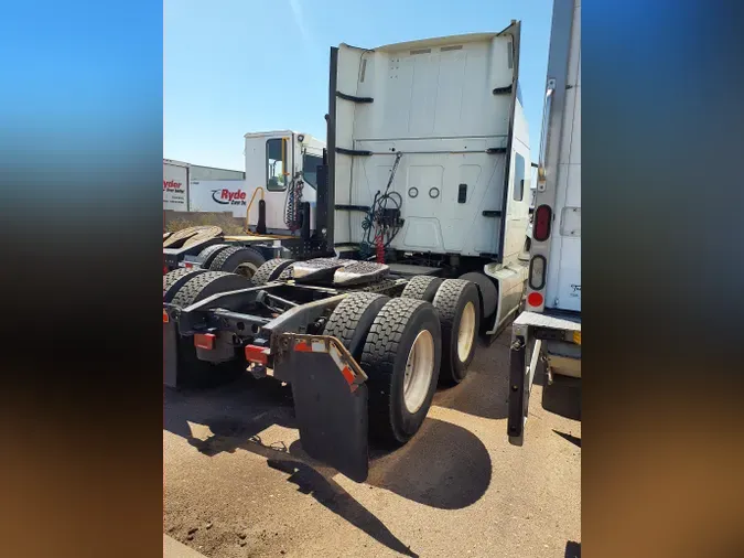 2019 NAVISTAR INTERNATIONAL LT625 SLPR CAB