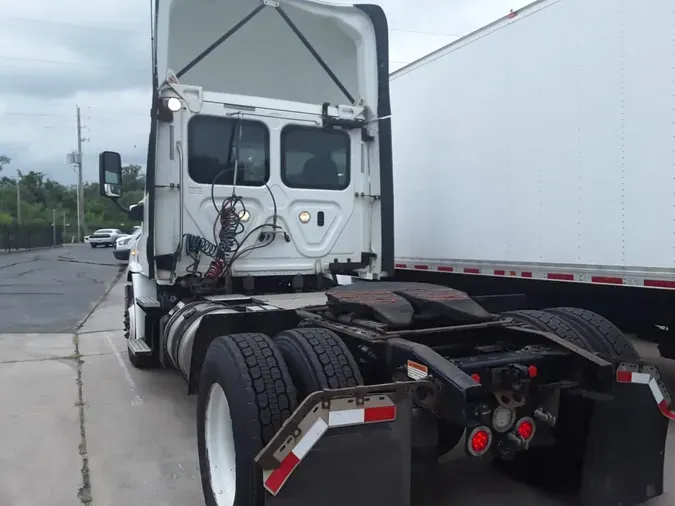 2018 FREIGHTLINER CASCADIA 113
