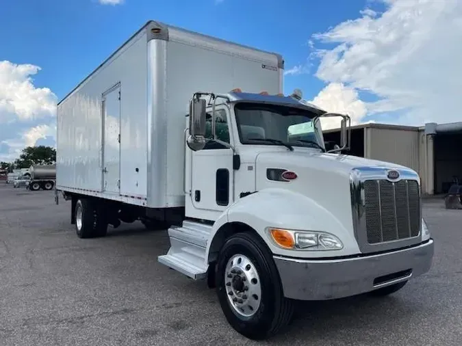 2020 Peterbilt 337