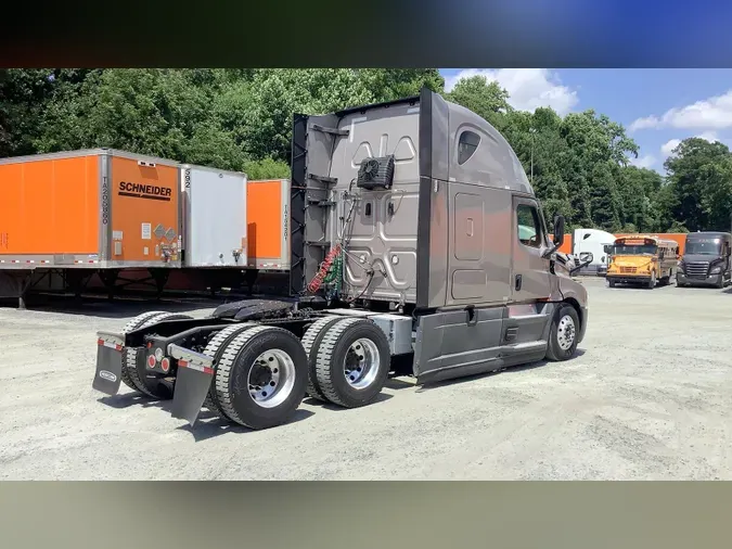 2023 Freightliner Cascadia 126813db1285627a10147ed0069133ef6ca