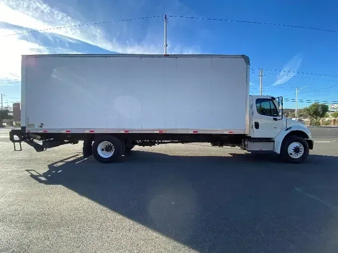 2016 Freightliner M2