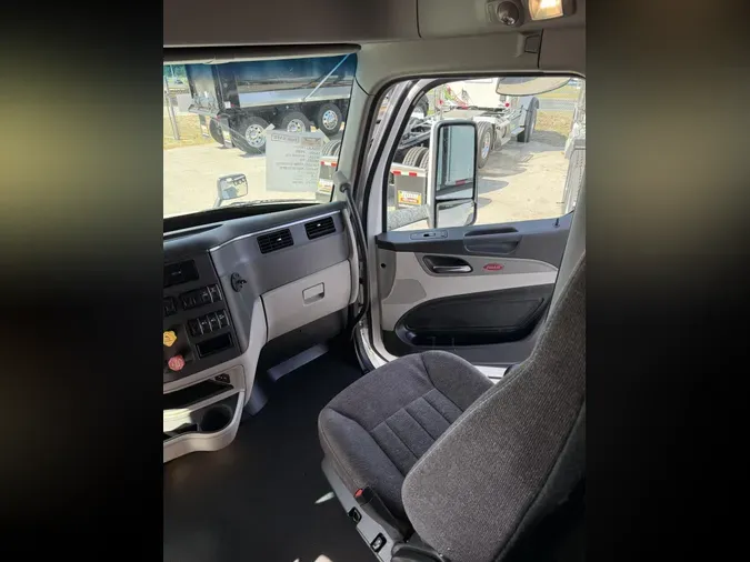2022 Peterbilt 57981451c2f53230091500382eb78baed0b